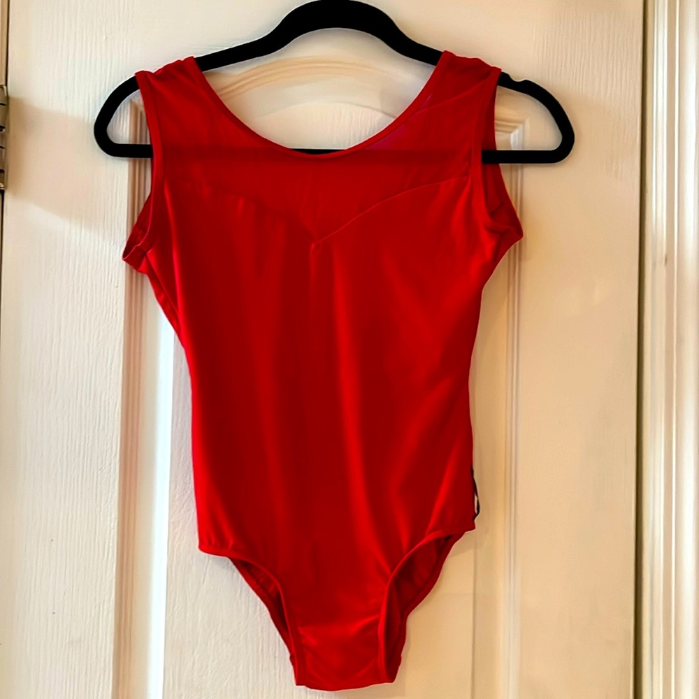 Sweetheart front, v-back red leotard